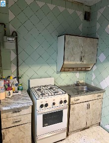 Продам 3-кв., метро Спортивна або Захисників України