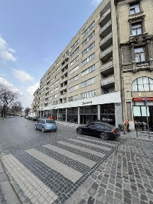 Продаж комерційного приміщення на Проспект Свободи 6