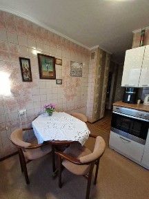 Продам 2 комн. квартиру Победа 6