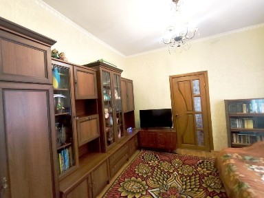 2к, вул. Європейська, автономне, гараж