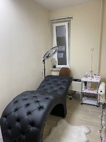 Кабінет в оренду в салоні краси метро Позняки, поруч ТРЦ Піраміда