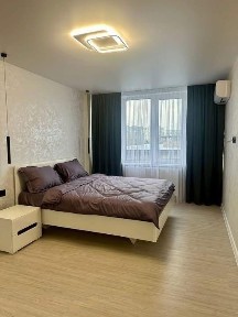 Продається 1км квартира, вул. Білогірська