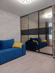 Продам квартиру с дизайнерским ремонтом г. Змиев