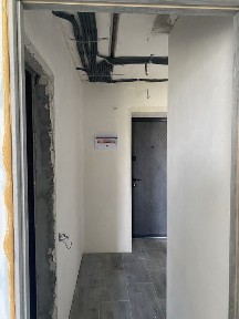 Продам 2-кім. кв з автономкою у центрі.