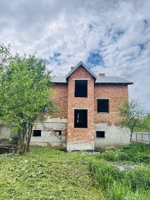 Новобудова в с. Добрівляни
