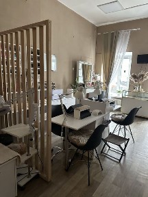 Оренда для майстра манікюру