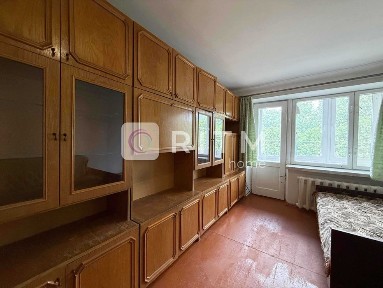 Продаж 1 кім. квартири 30,7 м2 за вул. Потебні.