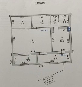 9 метров фасада на пересечении центральных улиц!
