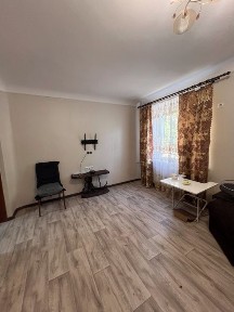 Продаж / 2 кімнатноі/ Молодіжний/ Героів Крут