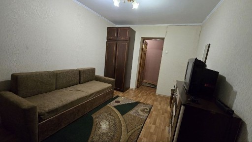 2к кв на Замостянській. Вільна