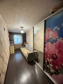 Продам 3-х квартиру район ХТЗ, ул. 12 Апреля