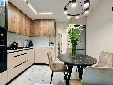 Продаж просторої квартири - 95 м² / Цегляний будинок / Ремонт 2025-2026 року / Масив Піщаний