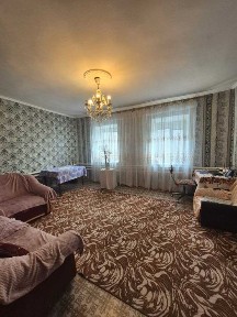 Продаж. Частина будинку. Окремий двір. 6 соток. Гараж
