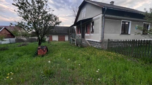 Продається цегляний будинок