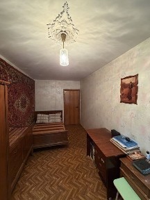 Продам 3 комнатную квартиру на Филатова