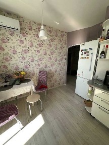 Продажа 2-комнатной квартиры 61 м², Киевская ул., 243
