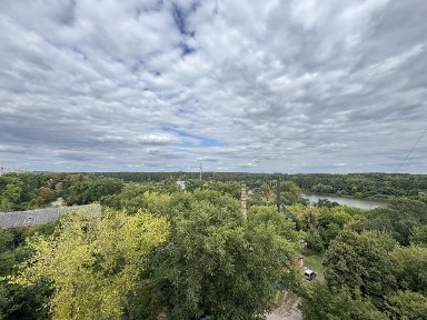 Продаж видової 2-ки, 68,8 м2,на вул. Курсанта Єськова, 26а