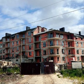 Продам 2-кімнатну квартиру по вул Розточчя, малоквартирний будинок з паркінгом