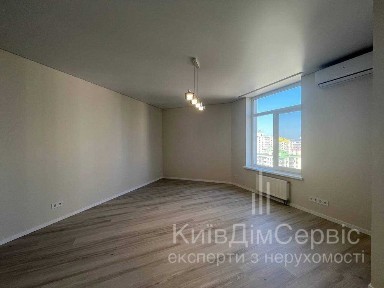Продаж 1 кімнатної квартири студії РЕМОНТ Русанівська Гавань Лівобережна
