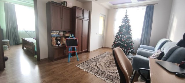 Продається двокімнатна новобудова Хотинська