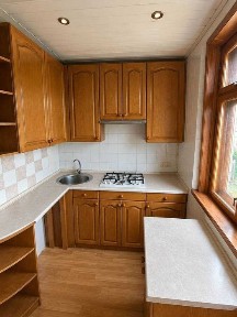 Продам 3к 9/10 65м2 район 46-й школы! м. Спортивная м. Метростроителей! Сертификат! Торг! Гагарина!