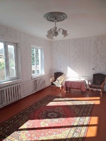 Продаж будинка район Басів. Е відновлення розглянемо.