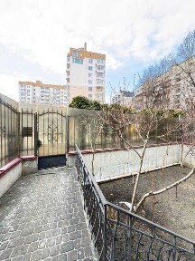 Продажокремостоячого будинку вул. Вернигори