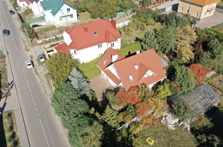 Продаж двоповерхового будинку, масив Обрії