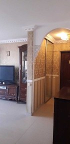 4-кімнатна квартира 100 м² у Одесса