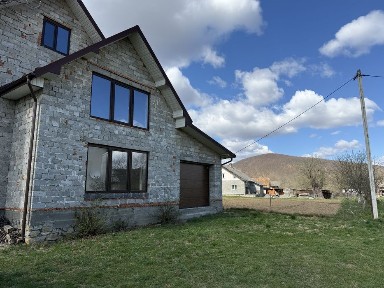 Продам будинок м. Надвірна