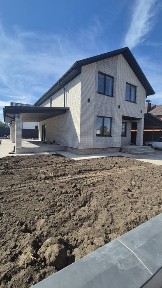Продаю 2 поверховий будинок ст. місто 155000$