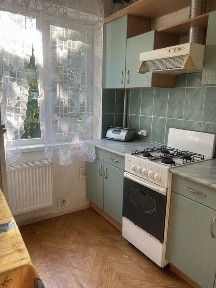 Продам гарну, затишну 2- х кім. квартиру по вул. Т. Бульби