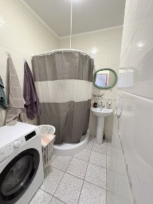 Святопетрівське Продам 2 х кімнатну квартиру.