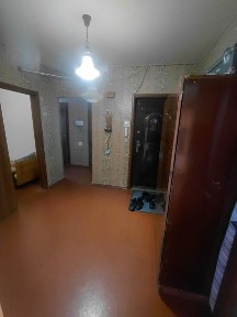 Продам 3-кім квартиру по вул. Чорних Запорожців
