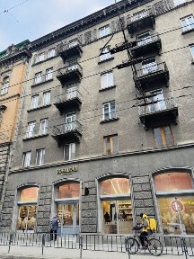 Продаж 4 кім квартири по вул. Гнатюка (175 м. кв, центр Львова).