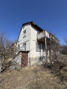 Продам дачу з грубою