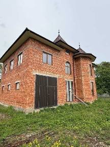 Продається великий добротний будинок у селі Панка