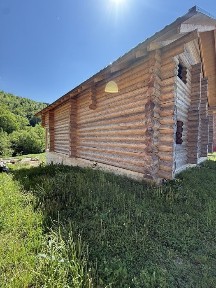 Продається великий зруб у карпатах с. Воловець