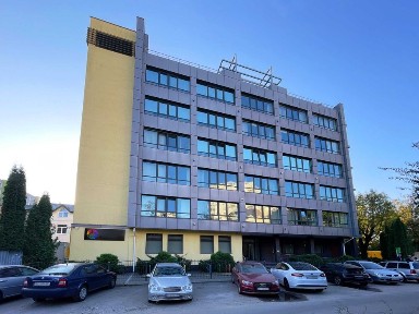 Оренда офісного приміщення, 228 м² за 12$/ м², на вул. Угорська - без комісії