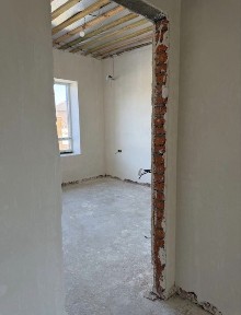 Продам цегляний дім біля річки в Гнідин Гнедин
