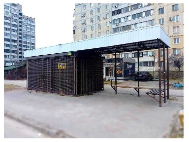 Продаж зупинкового комплексу в центрі Південного мікрорайону