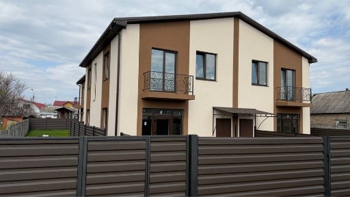 Квадробудинок в районі кінотеатру Мир