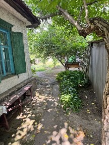 Продається квартира в приватному будинку