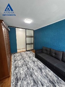 Продаж 3-кімнатної квартири з роздільними кімнатами - на проспекті Грушевського.