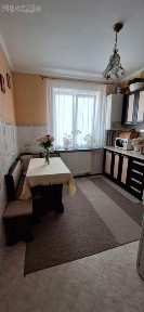 Продаж гарної двокімнатної квартири