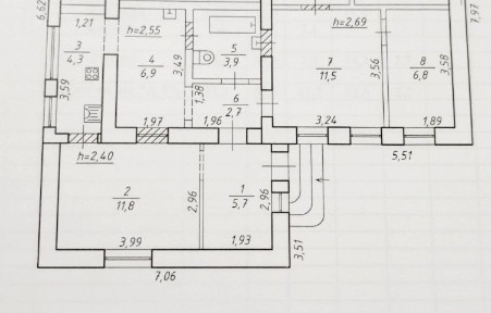 Продаж 1/2 будинку район Басів