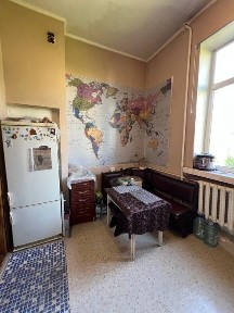 Продаж квартири Богдана Хмельницького 63, двокімнатна, Шевченківський район, під ремонт