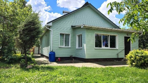 Терміново продається єврокотедж в с. Н. Мартиновичі з меблями 32 900 $ можливість продажу по сертифікату