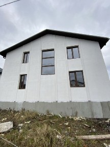 Продаж розкішного будинку мальовничому місці
