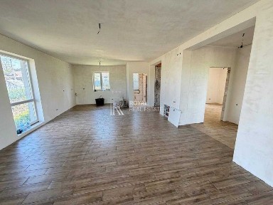 Продаж Будинок Слобідка Обухівський район 3 кімнати 80 м² 25 соток Газ Вода Септик Частковий ремонт Введений в експлуатацію